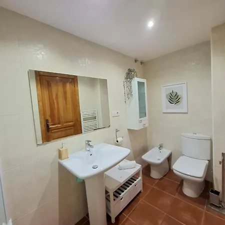 El Tozal, Calido, Petfriendly Con Garaje Apartament Escarrilla